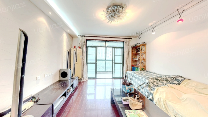 金陵名人居二手房实景图