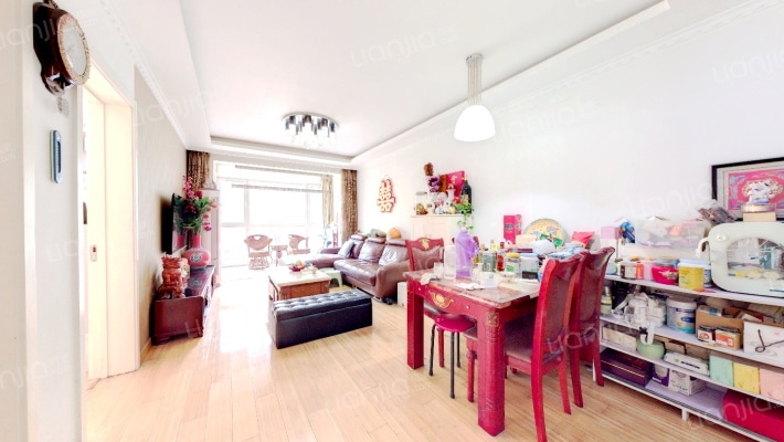 保利里院里三期二手房实景图