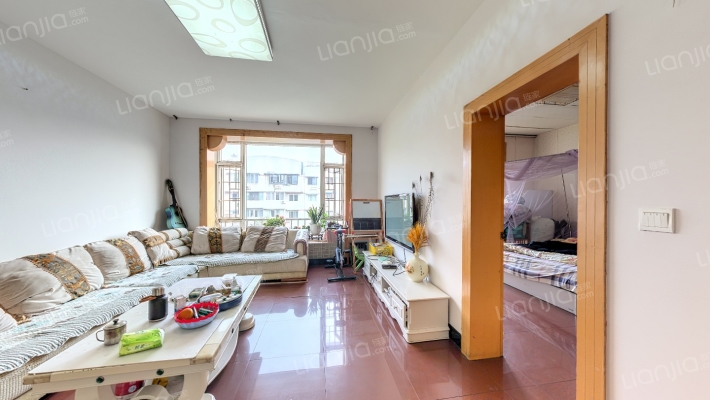 龙躍公寓二手房实景图