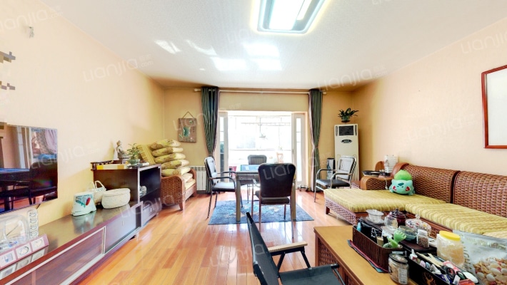 吟春园二手房实景图