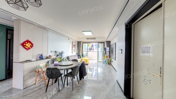 信达公园里一期二手房实景图