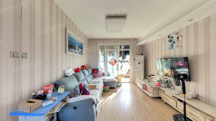 名仕豪庭二手房实景图