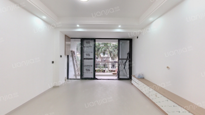 新景雅苑二手房实景图