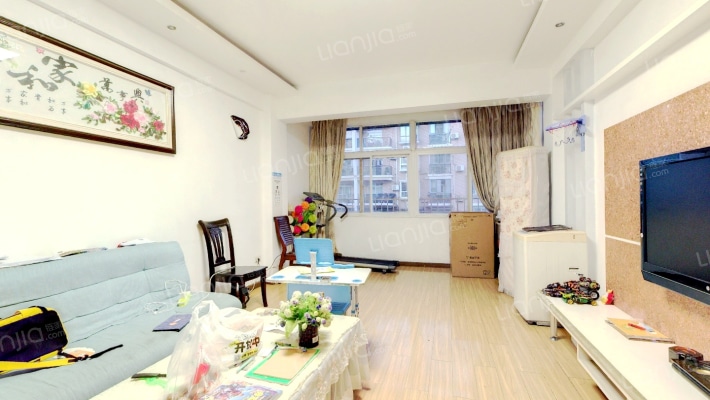 东鸿小区二手房实景图