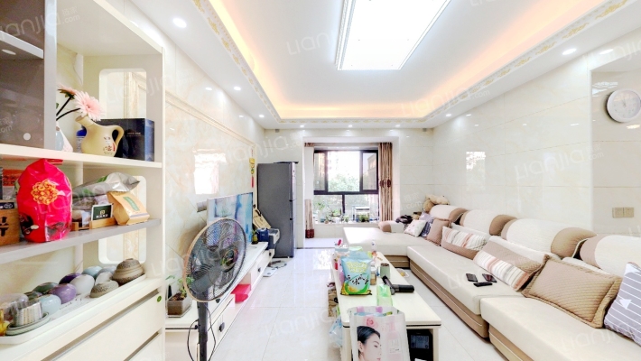 群升江山城二手房实景图