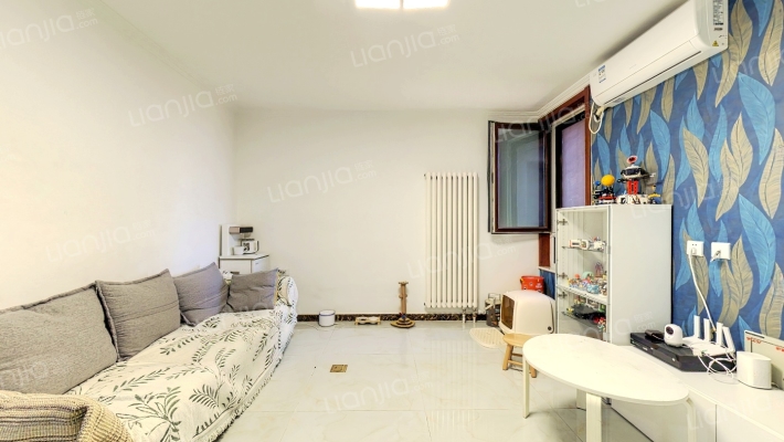 南海雅苑南区二手房实景图