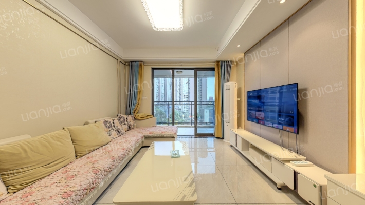 三利麓山城春风里二手房实景图