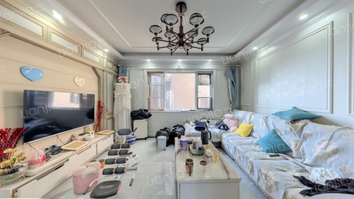 摩天逸品二手房实景图