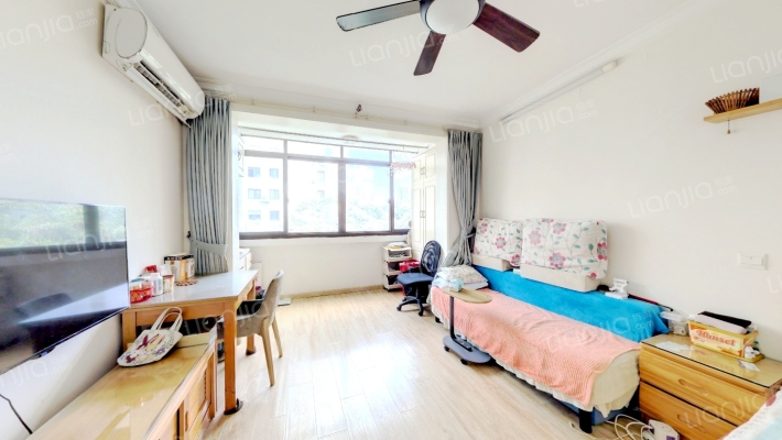 打浦路210弄二手房实景图