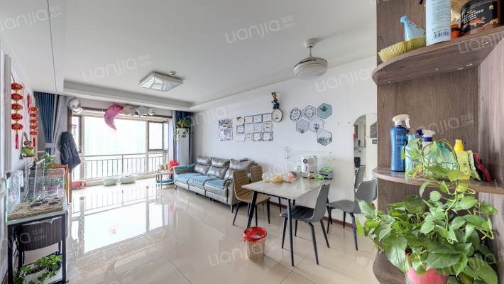 新城云樾晓院三期二手房实景图