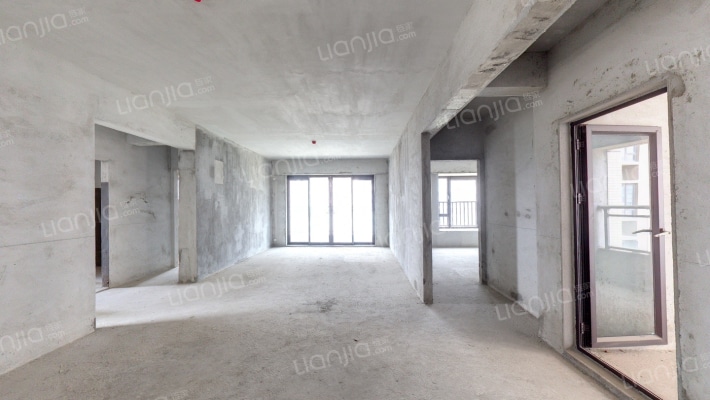 依云雍景湾二手房实景图