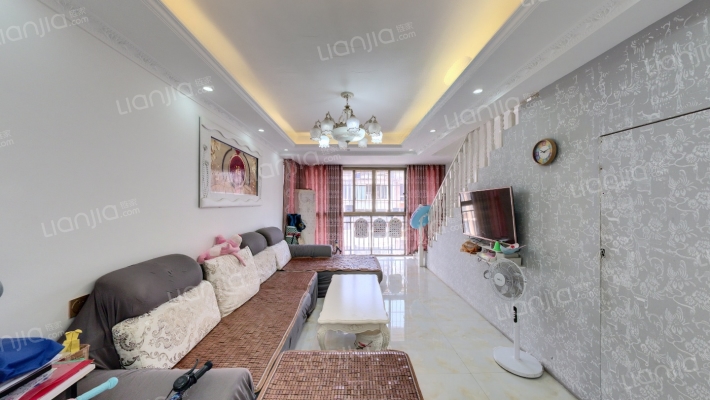 东方之星二手房实景图