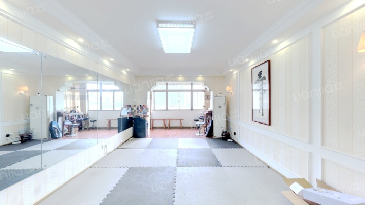 粮油大院宿舍二手房实景图