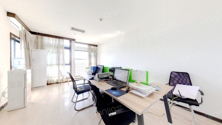 裕朗国际二手房实景图