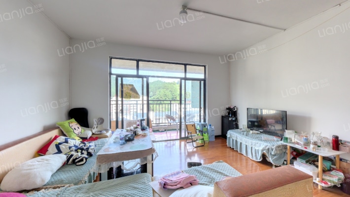 赖头冲安置小区二手房实景图