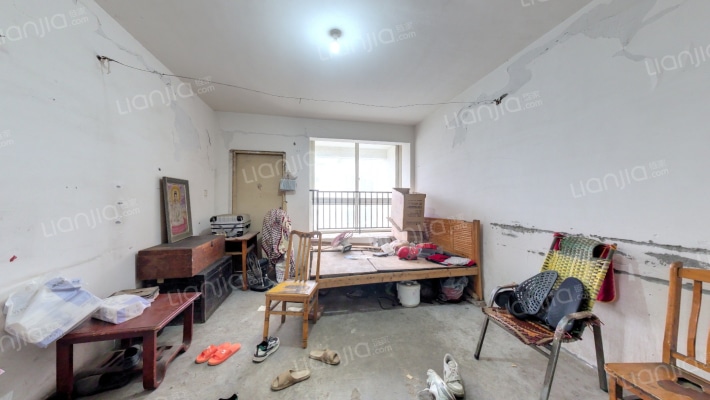 成铁安靖花园二手房实景图