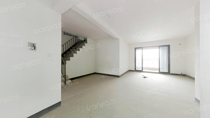 上东汇北区一组团二手房实景图