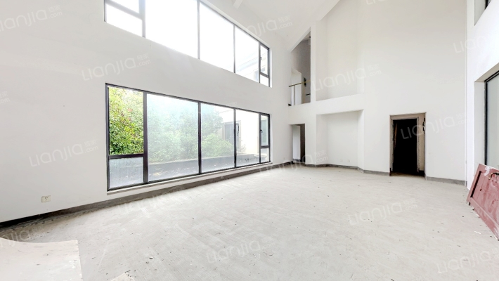 澄湖水岸别墅二手房实景图