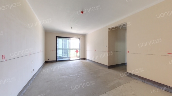 亚新美好书苑二手房实景图