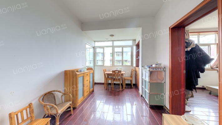 二桥东村二手房实景图