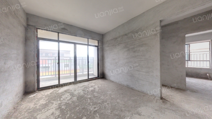 坦诚街二手房实景图