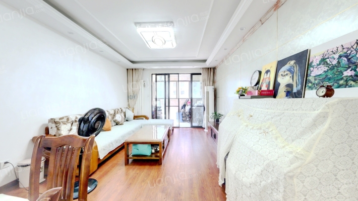 琥珀新天地西苑二手房实景图