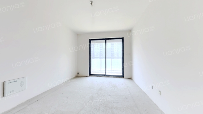 华丽家族太湖汇景花园4期二手房实景图