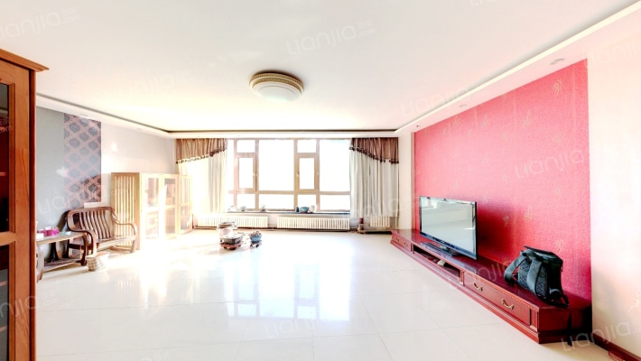 太阳现代居二手房实景图