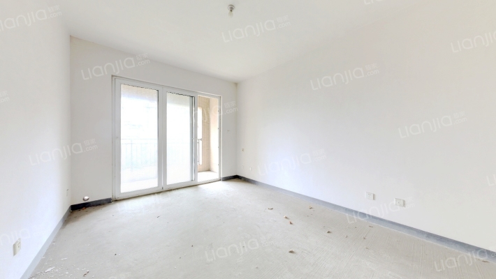 鹭湖宫六区B组团二手房实景图