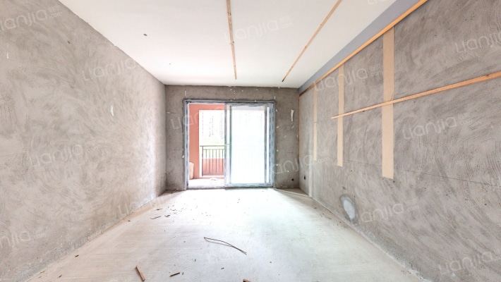 天泰钢城印象B区二手房实景图