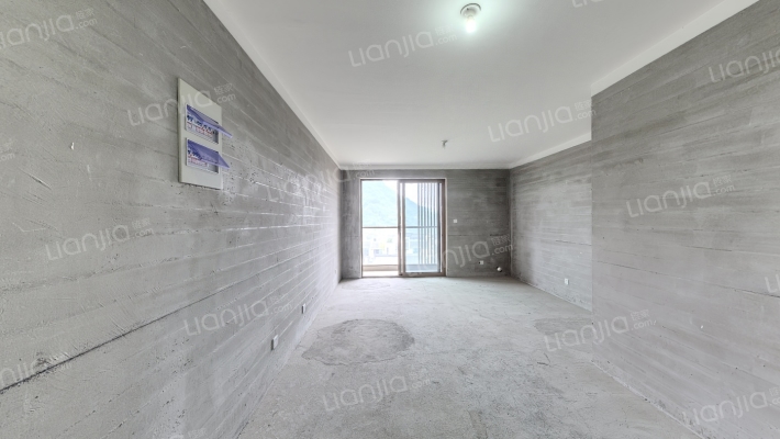 易辰江南大院二手房实景图