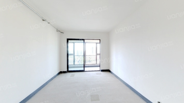 龙湖春森彼岸五期二手房实景图