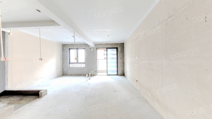 澜悦花园C区二手房实景图