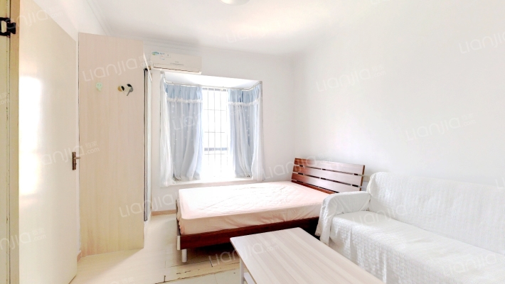 新世纪颐和居二手房实景图