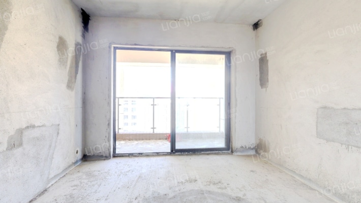 畔山悦海花园二手房实景图