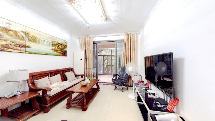 盈嘉香榴湾二手房实景图