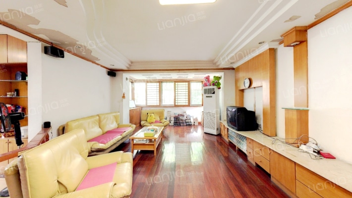 宏鹰花园二手房实景图