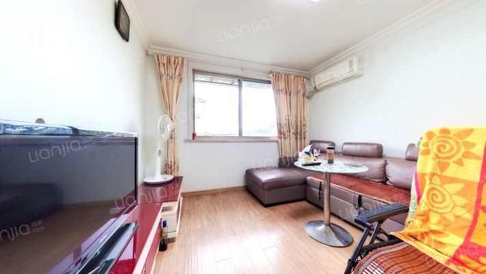 金杨新村三街坊二手房实景图