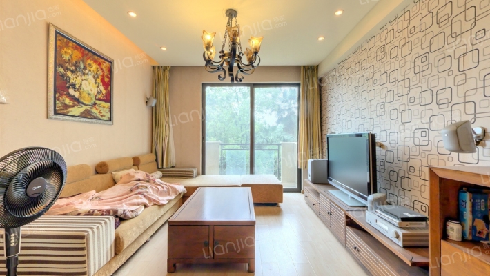 庆隆南山高尔夫国际社区玺馆二手房实景图