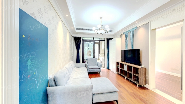 九龙仓兰廷二手房实景图