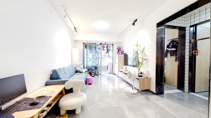 靖轩豪苑二手房实景图