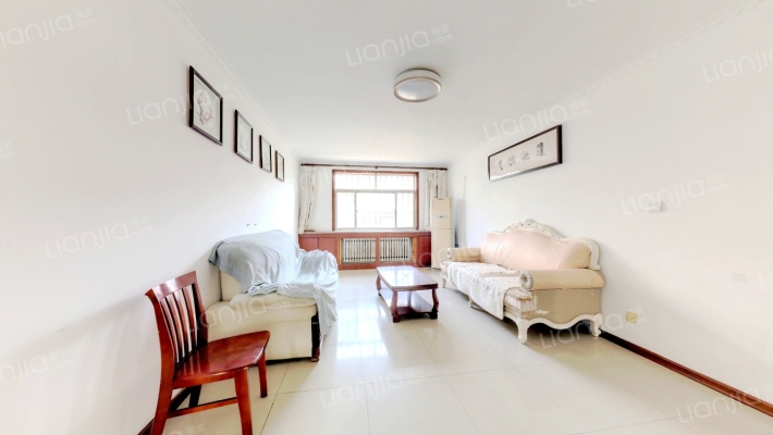 红旗小区二手房实景图