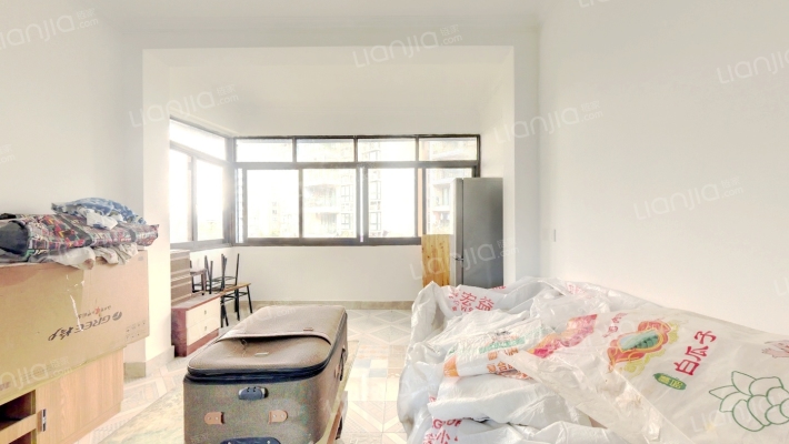 中建机械制造厂生活区二手房实景图