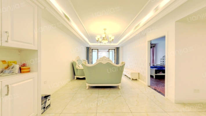 世茂上游墅三期二手房实景图