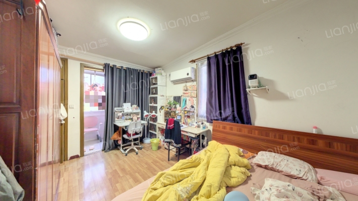 西藏北路693号二手房实景图