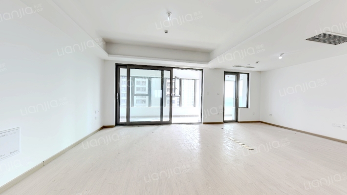 世茂天誉二手房实景图