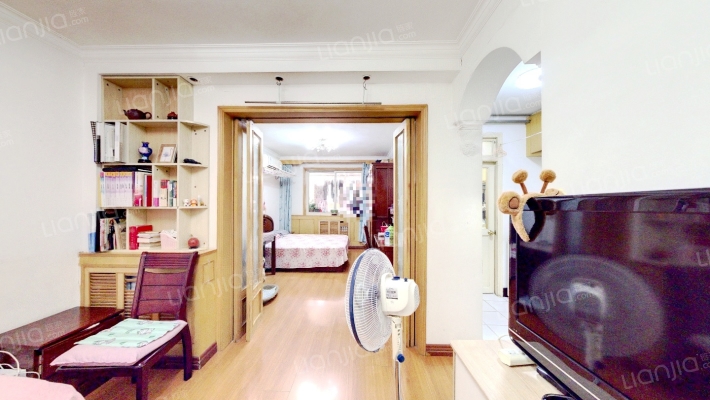 康华里二手房实景图