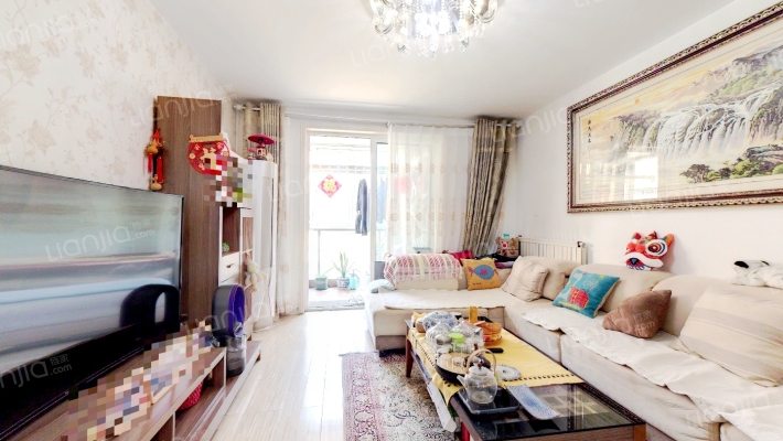 海信缤纷都市二手房实景图