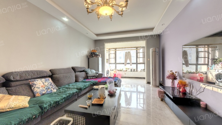 正弘澜庭叙A区二手房实景图