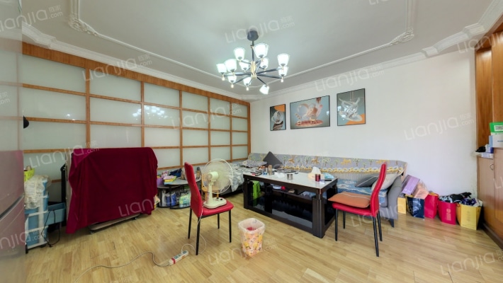 登高小区二手房实景图